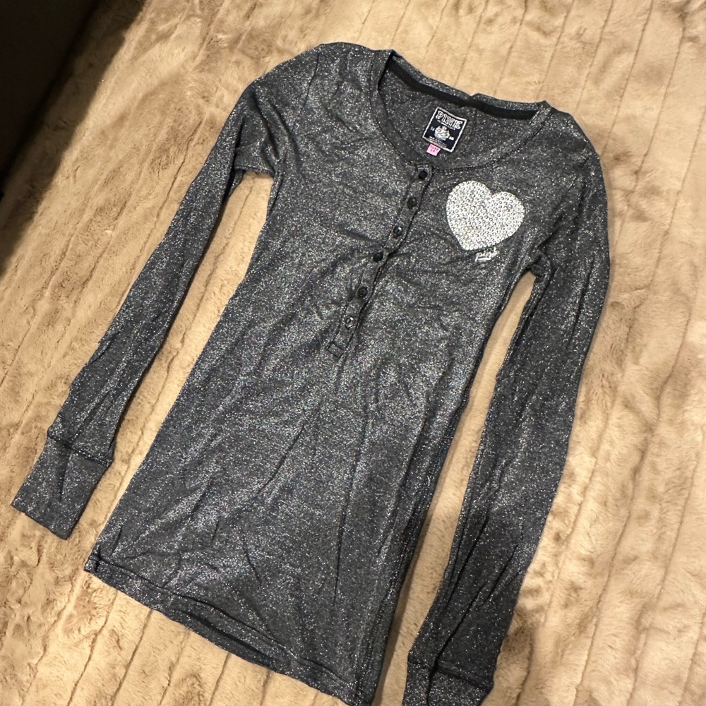 PINK Victorias Secret Traditional Campus Long Sleeve Shimmery Logo Heart Shirt
